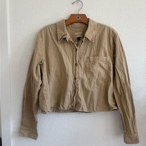 Universal Thread Beige Cropped Fit Shirt